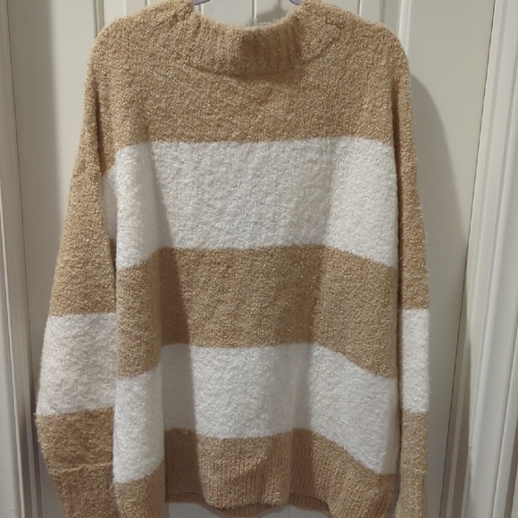 Aerie V-Neck Oversized Fuzzy Sweater - Cream and White Stripes - Picture 6 of 6
